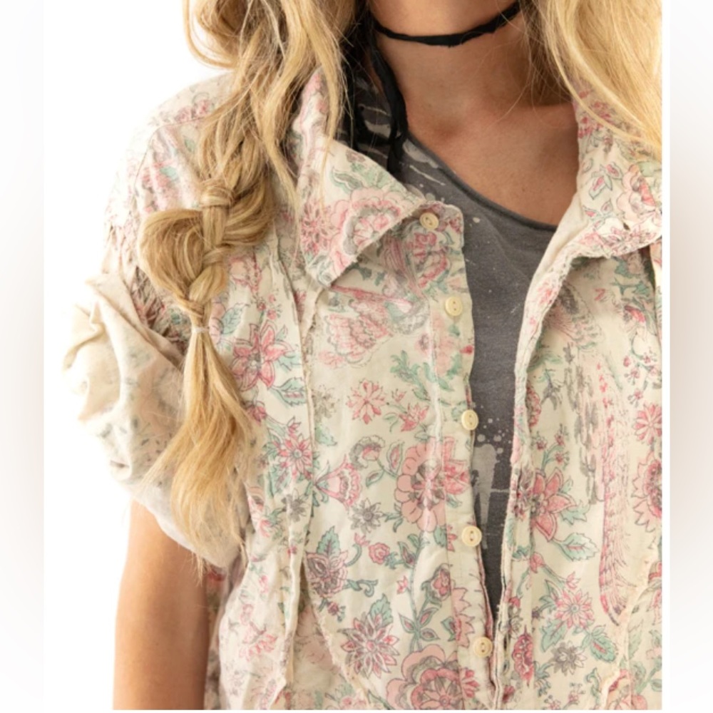 Magnolia Pearl Top 1123 - Acanthus Sun